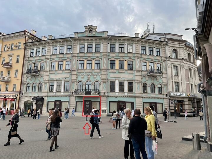 Помещение с фасадом на Баумана, 139.6 м²