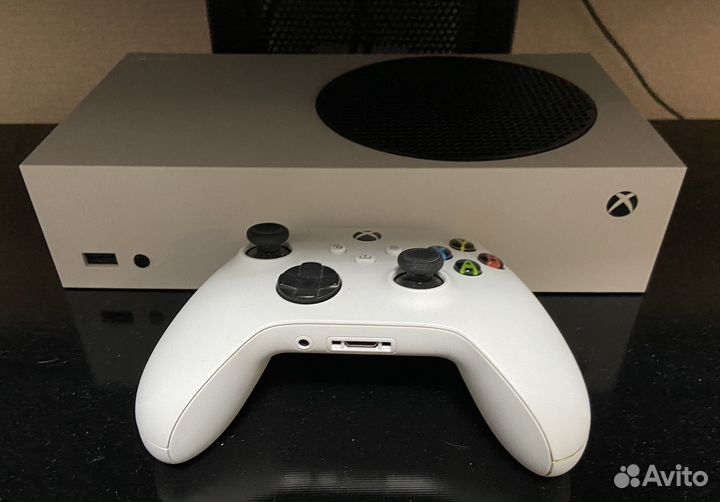 Игровая приставка xbox series s