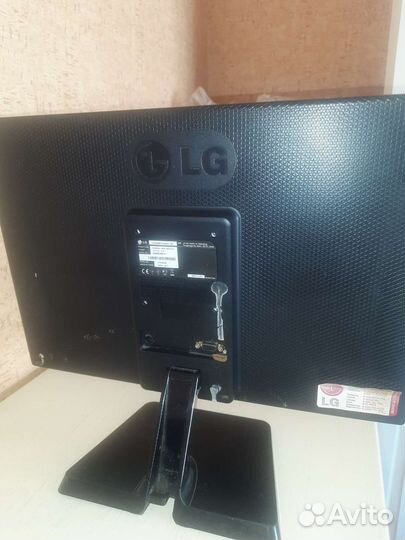 Монитор для компьютера LG