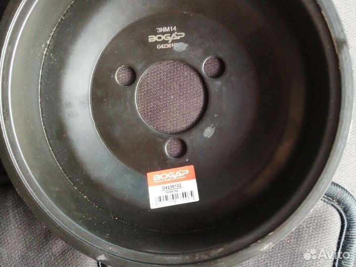 Шкив водяного насоса(гур) GM Chevrolet Sonic/Cruze