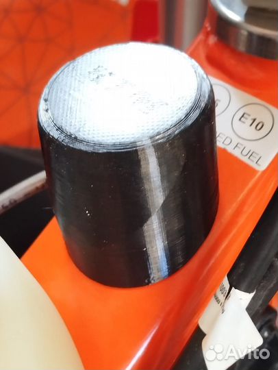 Защитный колпачок крышка пыльник маслобака KTM