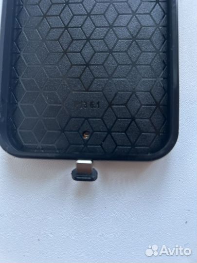 Чехол на iPhone 13