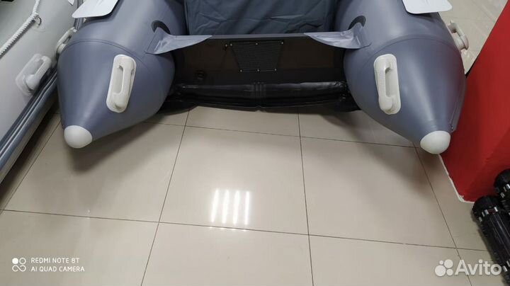 Моторная лодка Gladiator Е380 Pro