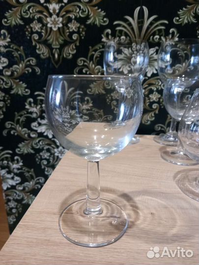 Бокалы и фужеры