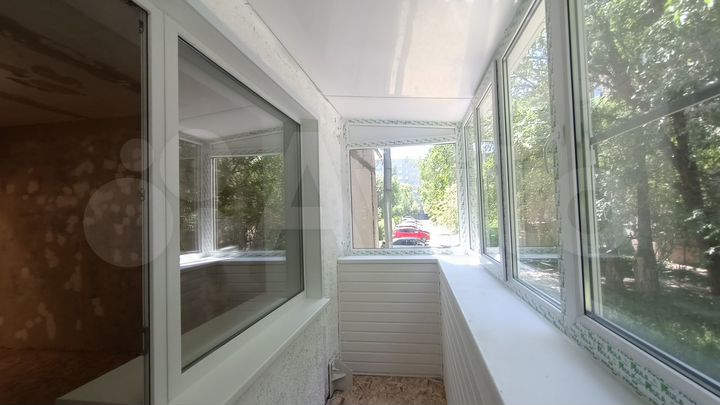 4-к. квартира, 63 м², 1/5 эт.