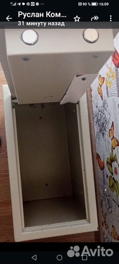 Сейф металлический