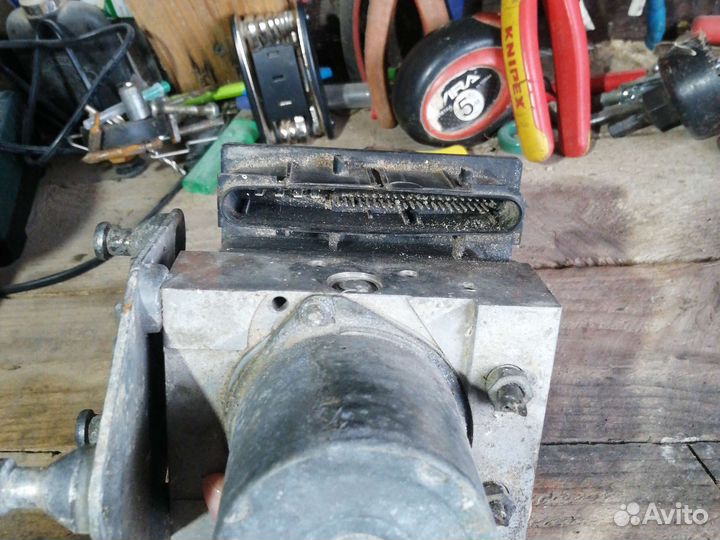 Блок абс на VW Crafter и Спринтер