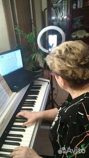 Репетитор по фортепиано и сольфеджио
