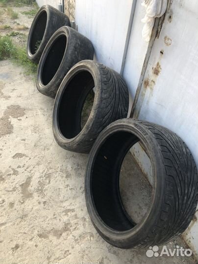 Dunlop Direzza DZ102 235/35 R19 и 245/35 R19