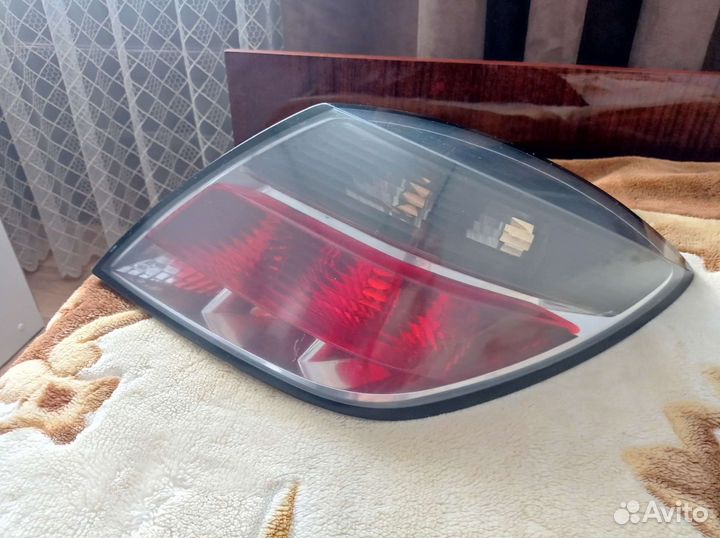 Фара задняя правая опель астра Н, opel astra H