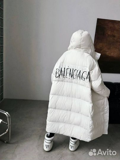 Пуховик balenciaga