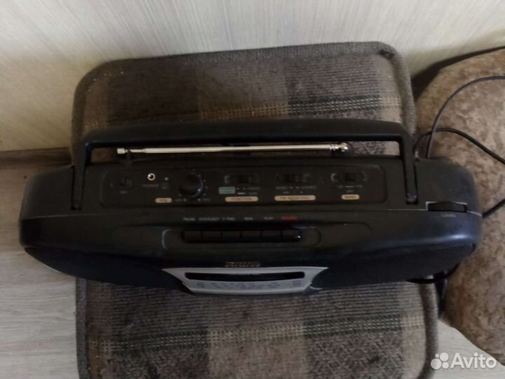 Кассетная магнитола.aiwa CS-110EZ