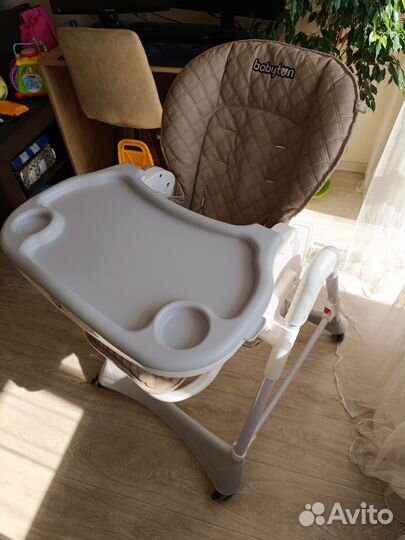 Стульчик для кормления babyton