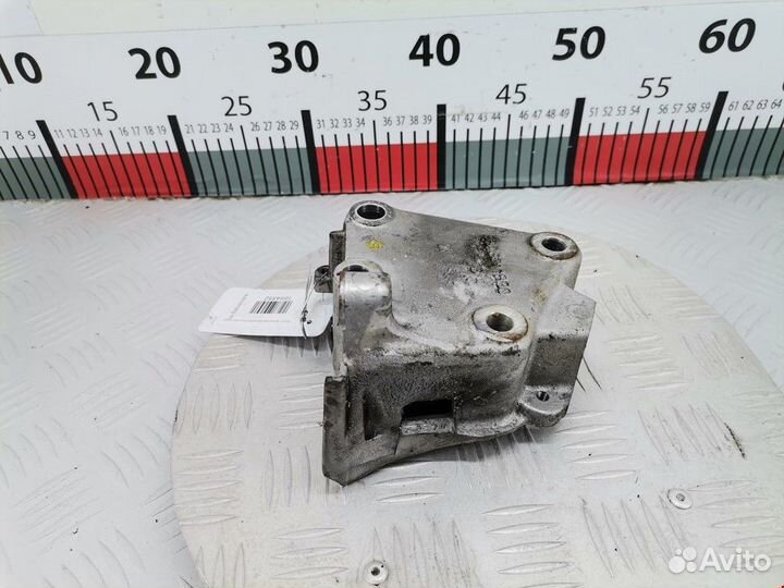 Кронштейн двигателя Citroen C3 Picasso 2000