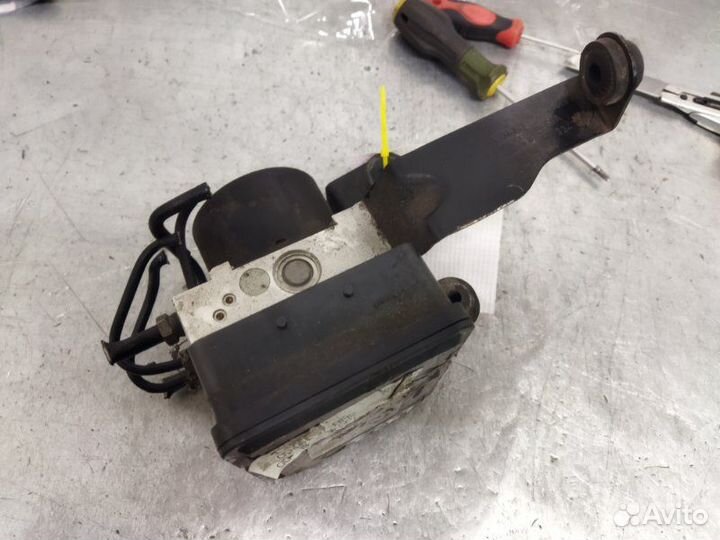 Блок ABS (насос) Ford Focus 3 хетчбэк 1.6 105 Л.С