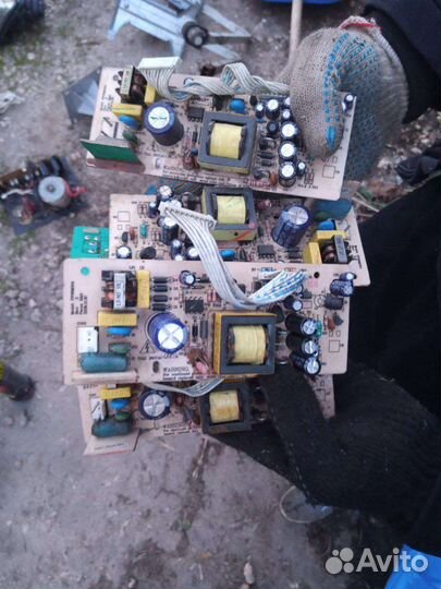 Блок питания триколор FP06M024