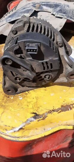 Генератор на 90А для BMW E36 E46 Valeo 1435429