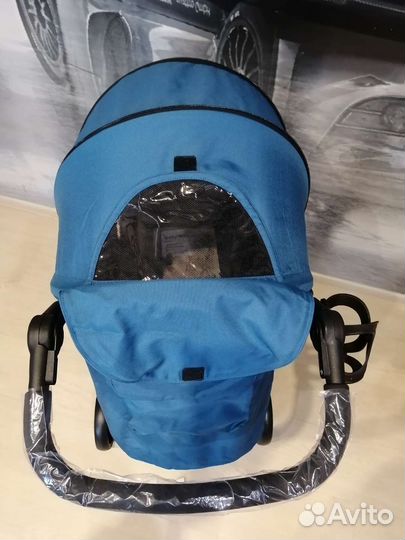 Коляска прогулочная Новая