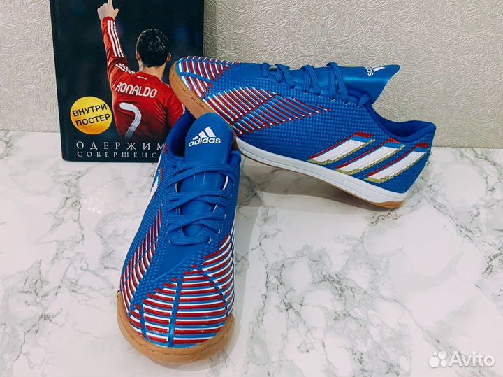 Футзалки adidas predator