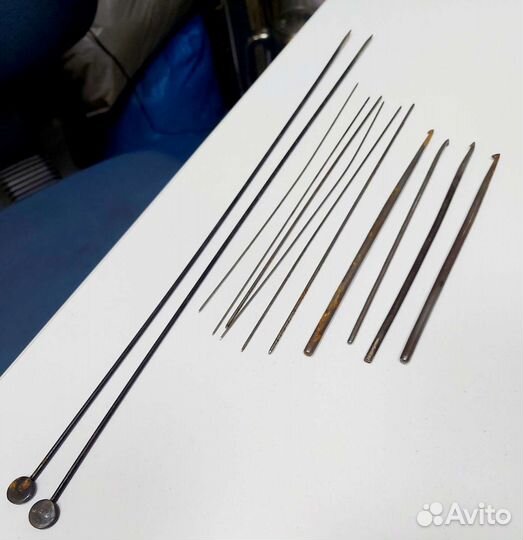 Спицы и крючок для вязания
