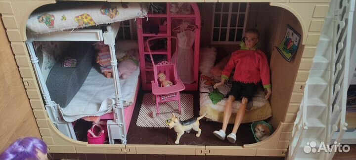 Большой кукольный домик барби бу