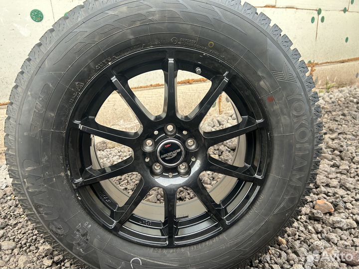 Yokohama Ice Guard IG55 215/70 R16