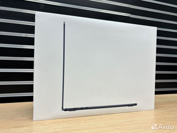 MacBook Air 15 M3 8/512GB Midnight