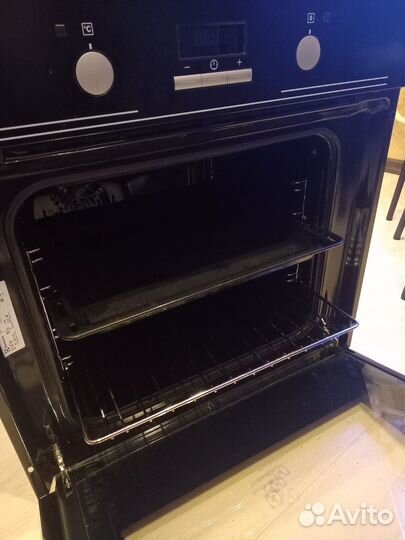 Духовой шкаф electrolux EZB53410AX