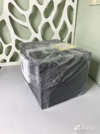 Сейф для денег и документов новый