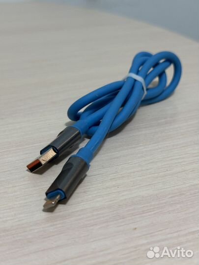 Зарядка на iPhone usb