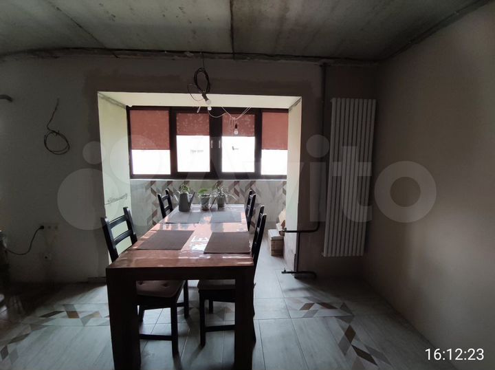 3-к. квартира, 102 м², 9/10 эт.