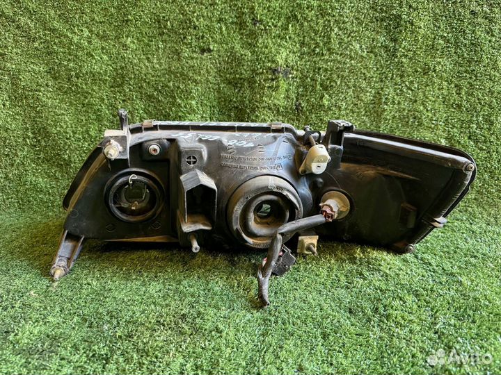 662 фара на nissan laurel HC35