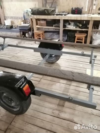 Лодочный прицеп