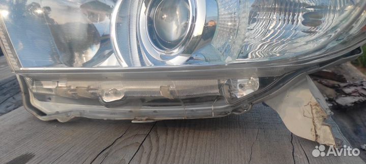 Фара левая бу на highlander 2012 гв