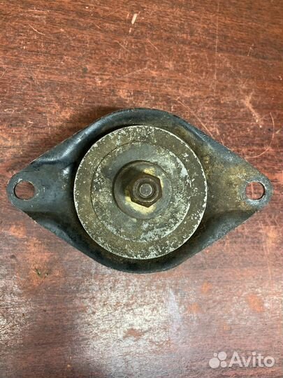 Подушка двигателя ауди 100 с3