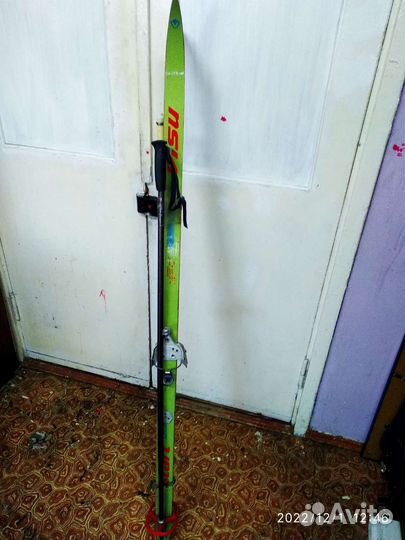 Лыжи беговые детские 1.50м+ палки 120 м