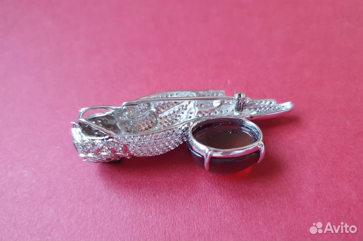 Попугай Подвеска-брошь под Cartier новый