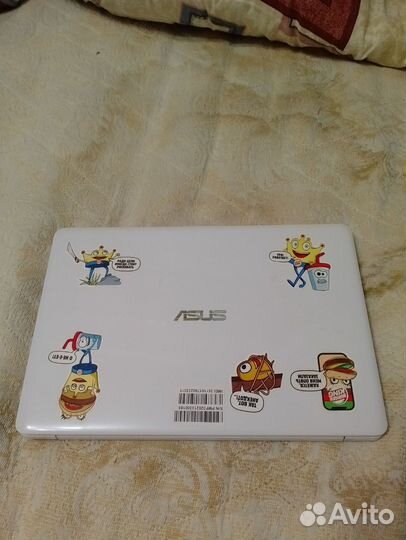 Ноутбук asus