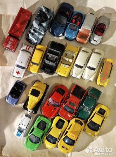 Запчасти на модели автомобилей 1/43 30 шт