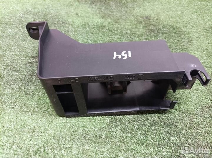 Кронштейн (сопут. товар) VW Jetta 2005-2011