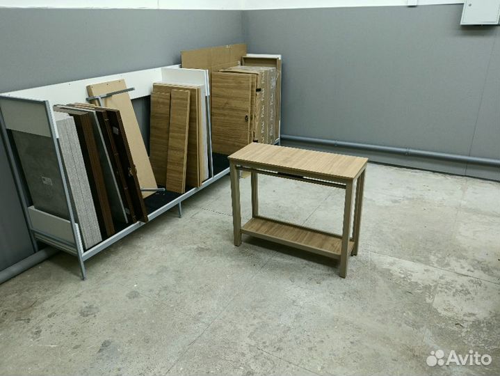 Стол для коммерческих помещений