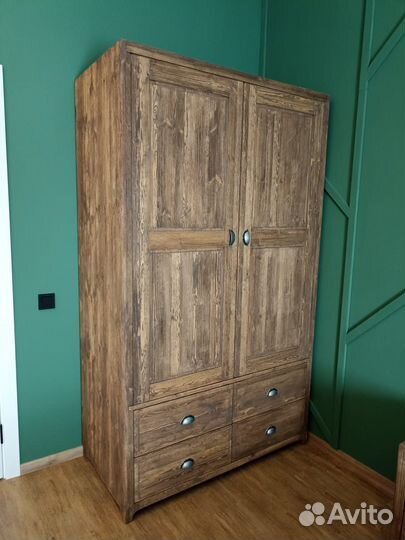 Изготовление мебели из натурального дерева