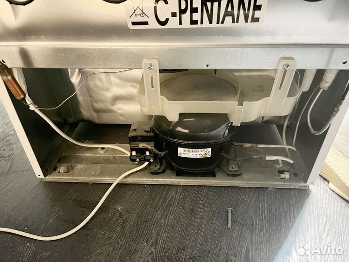 Холодильник indesit dfn 20