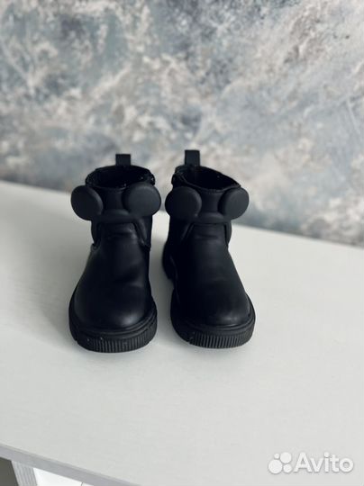 Ботинки для девочки zara