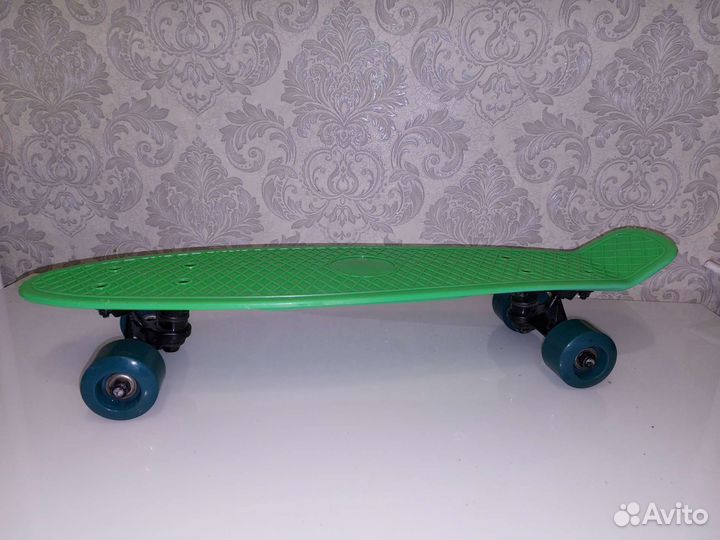 Скейтборд (Лонгборд) зелёный
