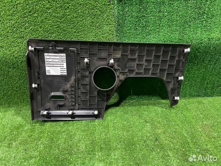 Накладка на торпедо Renault Duster кроссовер 1.5