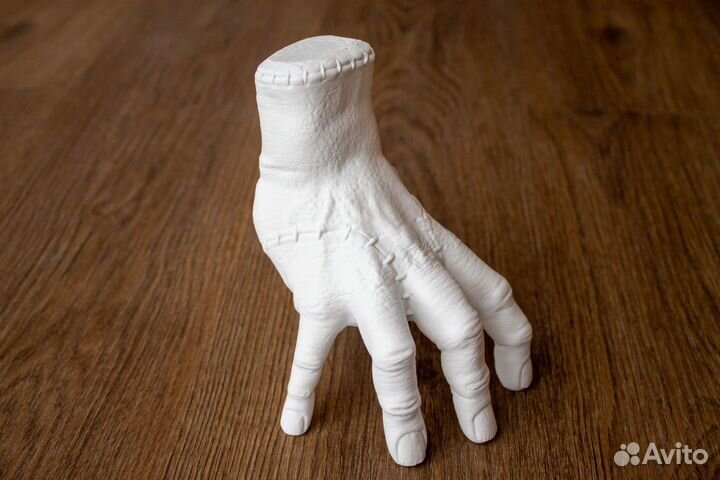 Рука (Вещь) Уэнсдей