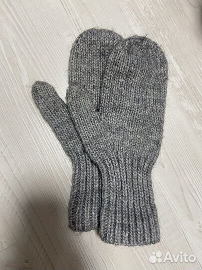 Комплект шапка, снуд и варежки