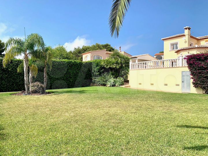 Дом 250 м² на участке 1100 м² (Испания)