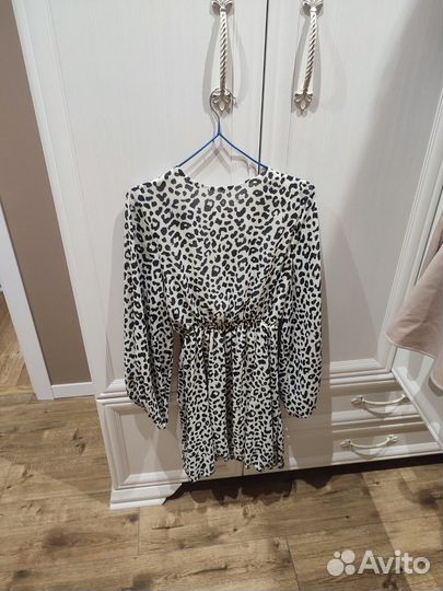 Платье с открытой спиной